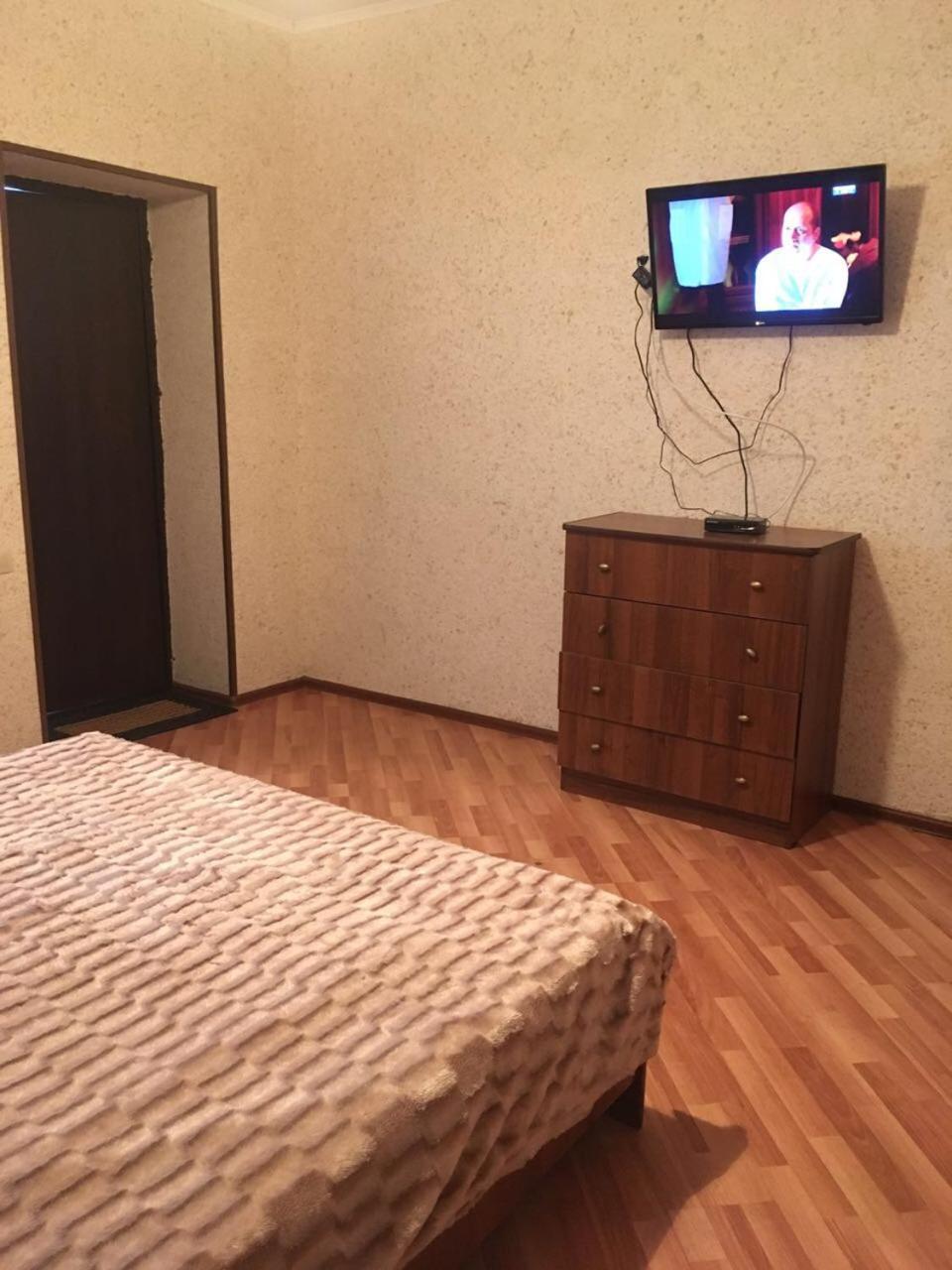 Esnat Guest House Титова 25А Suchumi Zewnętrze zdjęcie